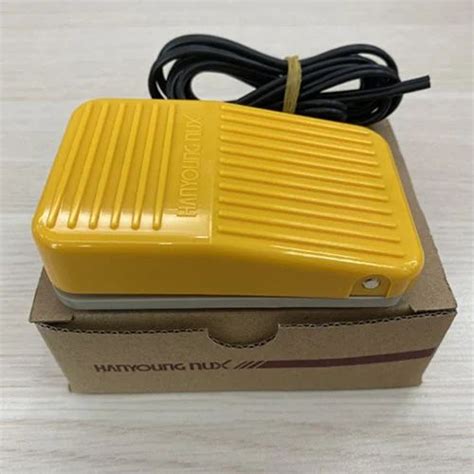 Foot Switch - HY-103N Aluminum Foot Switch Trader - Retailer from Pune