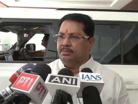 "Owaisi's role to support BJP": Congress' Vijay Wadettiwar amid chaos ...