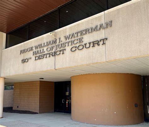 Judge lowers bond for Pontiac mother accused of leaving kids to live in ...