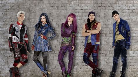 [100+] Descendants 2 Wallpapers | Wallpapers.com