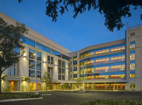 St. Joseph's Women's Hospital NICU Expansion - KHS&S East