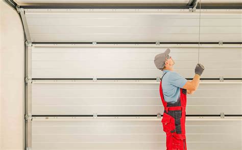 Garage Door Installation: A Job for the Pros!