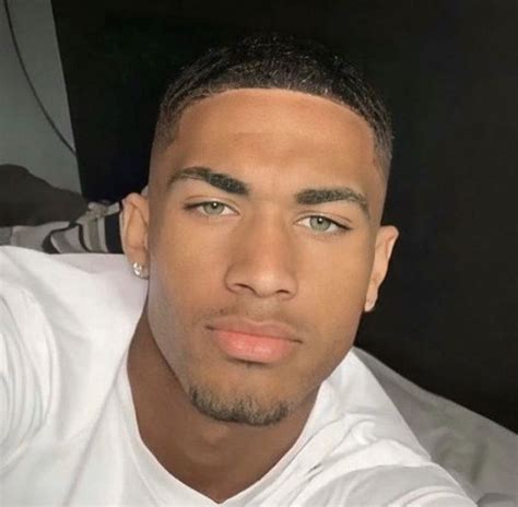 Pin by diamond vaughn on Glamour makeup looks | Light skin men, Dark ...