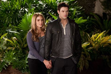 Emmett Cullen and Rosalie Hale - Twilight Saga Wiki