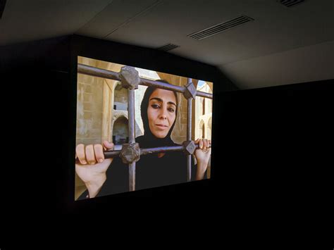 Shirin Neshat: a journey through gender, power, and identity | Meer