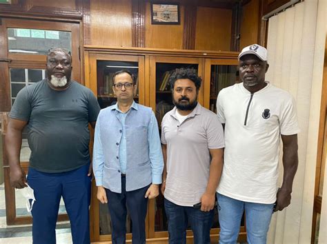 Consular officer at OHCI Lagos, met Indian seafarer Pankaj Kumar, of MV ...