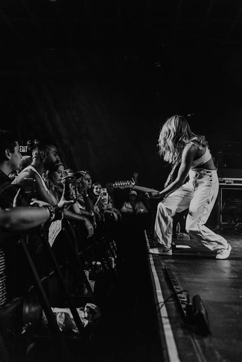 Prehias Nov2023 Alana Springsteen tour photo