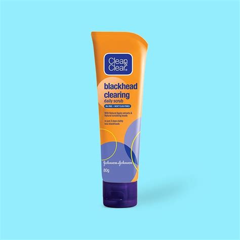 Blackhead Clearing Daily Face Scrub | Clean & Clear® India