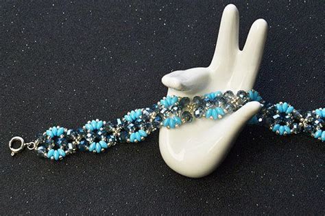 Free Bead Weaving Patterns 的图像结果