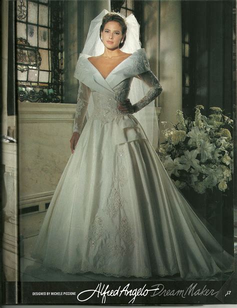 Portrait Collar on an Alfred Angelo bridal gown from the 1990s Retro Wedding Dresses, Bridal ...