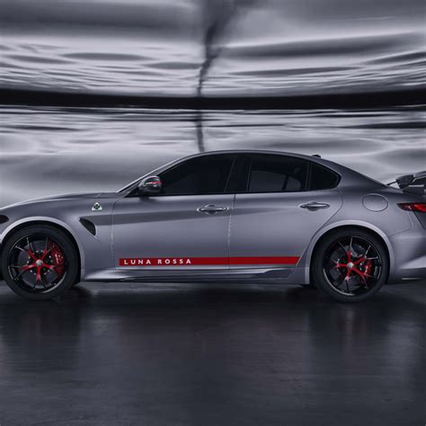 The Most Hardcore Ineos Grenadier Yet Ditches Its Windows and Windshields - Autoblog