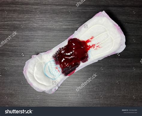 Menstrual Blood Clots Images Period Blood Colour And Smell: What Does