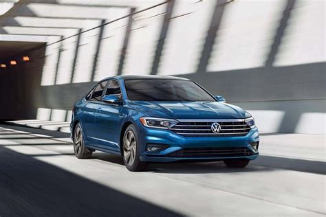 2019 Volkswagen Jetta Interior and Exterior Photos | Baxter Volkswagen ...