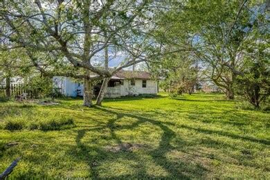 19911 Rycade School Rd, Damon, TX 77430 | Homes.com