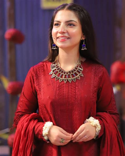 Muhabbat Gumshuda Meri Drama Story, Cast, and Pictures