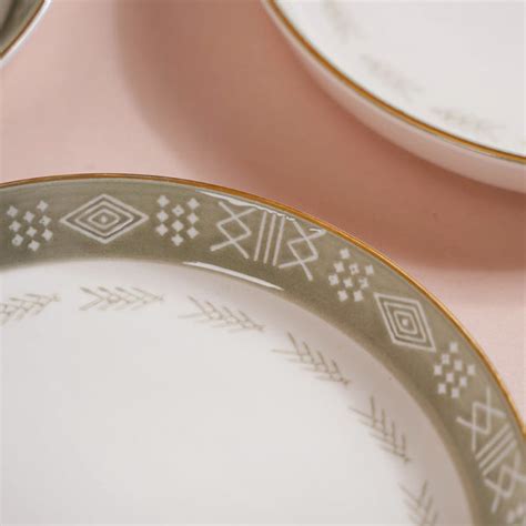 Grey Azo Set Of 4 Snack Plates 8 Inch Online - Premium Snack Plate ...