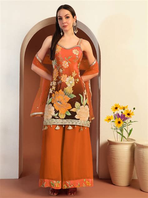 Digital Ombre Floral Print Kurta Set with Tasseled Hemline and Pearl E ...