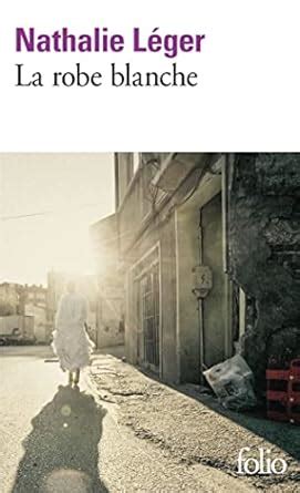 Buy La robe blanche Book Online at Low Prices in India | La robe ...