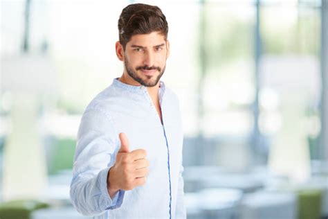 Business Man Giving Thumbs Up 的图像结果