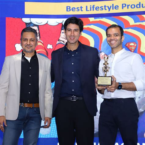 Balenzia Receives "Best Lifestyle Product Fashion Accessories of the Y ...