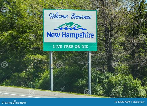 Welcome New Hampshire Live Free or Die Sign at New Hampshire State ...