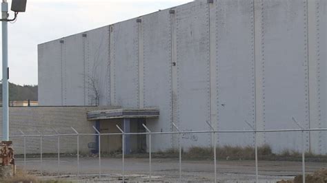 Village Fair Mall demolition on schedule