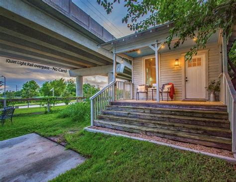 Katy Places To Stay | Airbnb