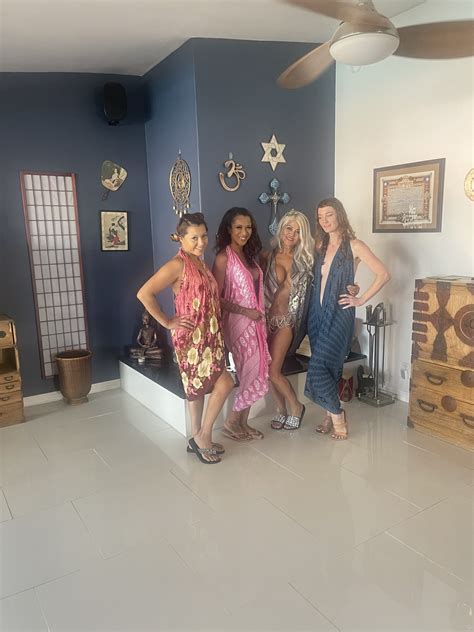 Group Retreats – Sea Mountain Couples Massage in Las Vegas