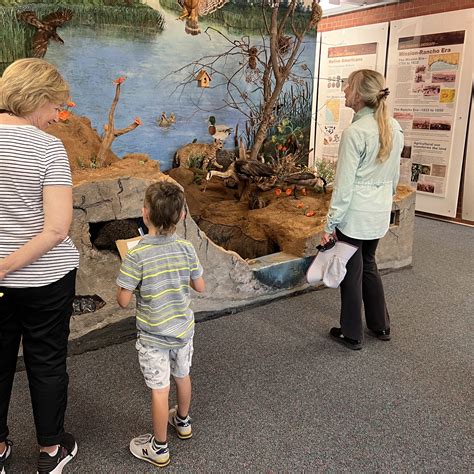 Nature Center 的图像结果