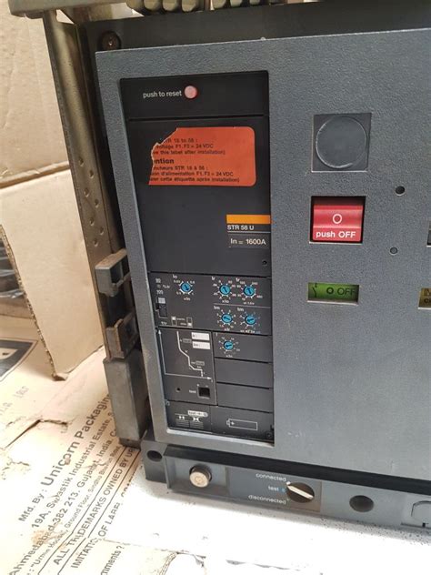 Merlin Gerin Masterpact M16 N1 Circuit Breaker – Aeliya Marine Tech