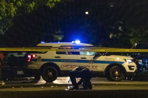 Chicago weekend shootings: 58 shot, 5 fatally, since Friday night ...