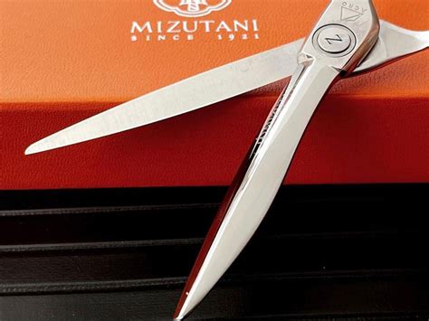 L'art et le cadeau • Mizutani Scissors France - Site Officiel