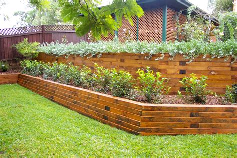 Timber Retaining Wall Ideas - Design Talk