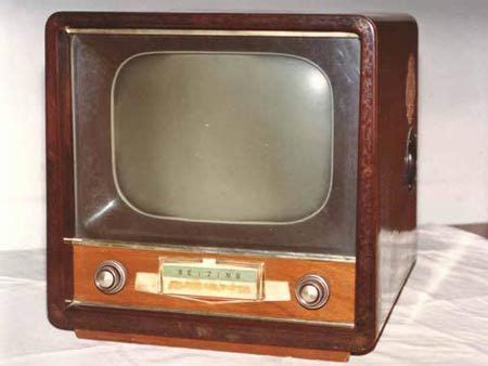 回顾步履蹒跚发展史 揭秘1958年第一台国产电视-搜狐数码