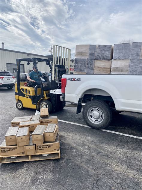 Pet Food Pantry – GOODS Program | Iowa Humane Alliance