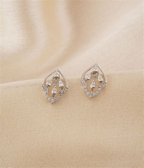 Naina Gold & Diamond Earrings - R Narayan Jewellers | R Narayan Jewellers