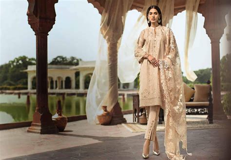 Gul Ahmed Glamorous Luxury Limited Eid Edition 2019 – 3 PC Embroidered ...