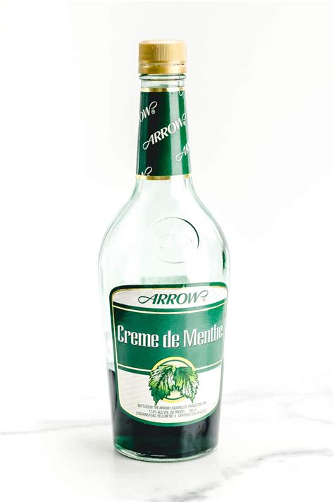 Crème de Menthe 101 (Peppermint Liqueur Guide) | Feast + West