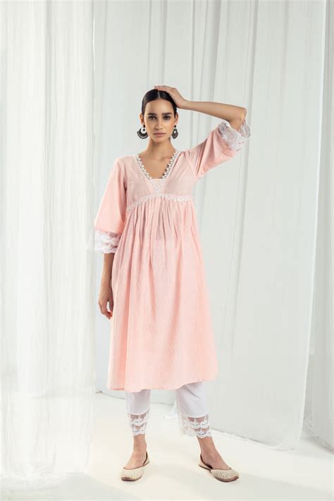 Aura Peach Kurta Set – Roze