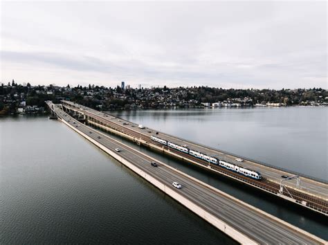 US: 2 Line Crosslake Connection to Open on 28 March