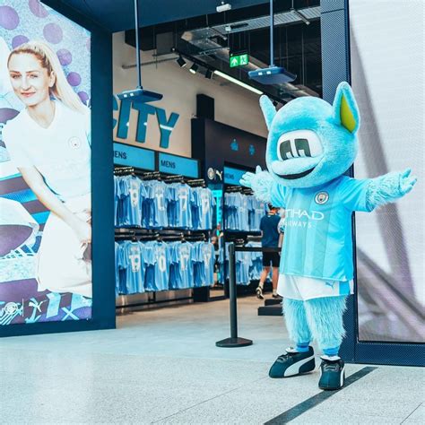 [Official] Manchester City have opened a new club store inside the ...