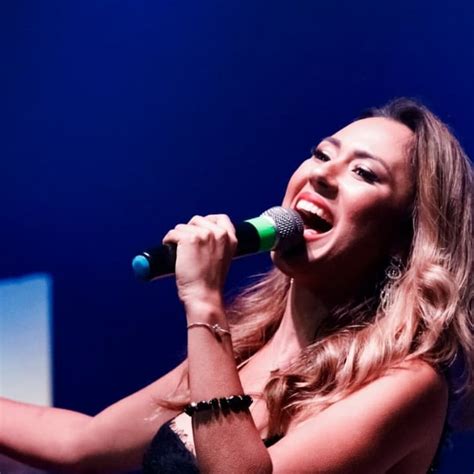 Juliana Moretto entra em estúdio para gravar o seu novo trabalho ...