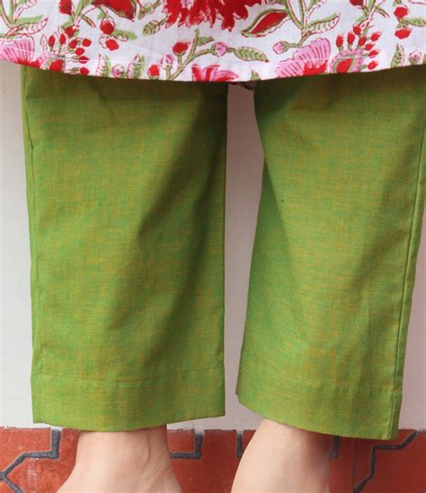 Honey Drizzle Sleeveless Hand Block Cotton Kurta – GOODHAPPYEARTH