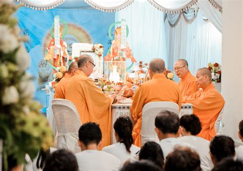 Interesting Chinese Funeral Customs to Know About