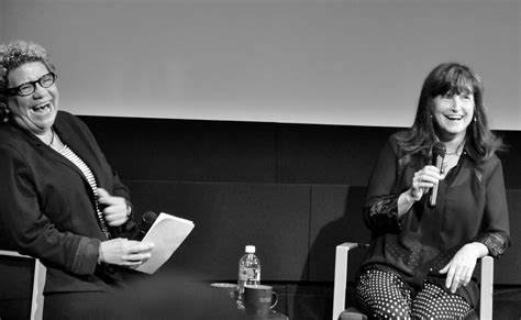 Meg Griffin : Distraction Inc.