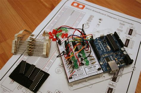 Solderless Breadboard Tutorial 的图像结果