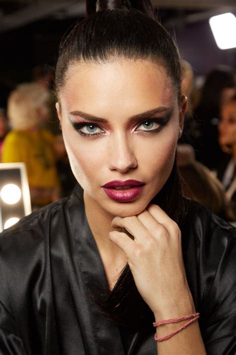 Adriana Lima Makeup - Mugeek Vidalondon