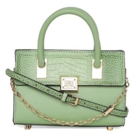 Rakhi gift guide: Make your sister feel special by gifting her a ...