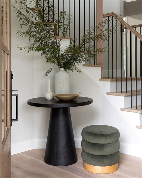 Foyer Table IDEAS | Entryway round table, Round foyer table, Round ...