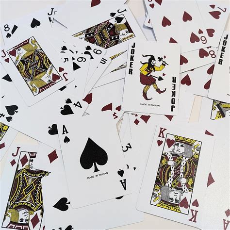 《行运》扑克，史上最有“年味”的扑克牌|平面|包装|有礼有节 - 原创作品 - 站酷 (ZCOOL)